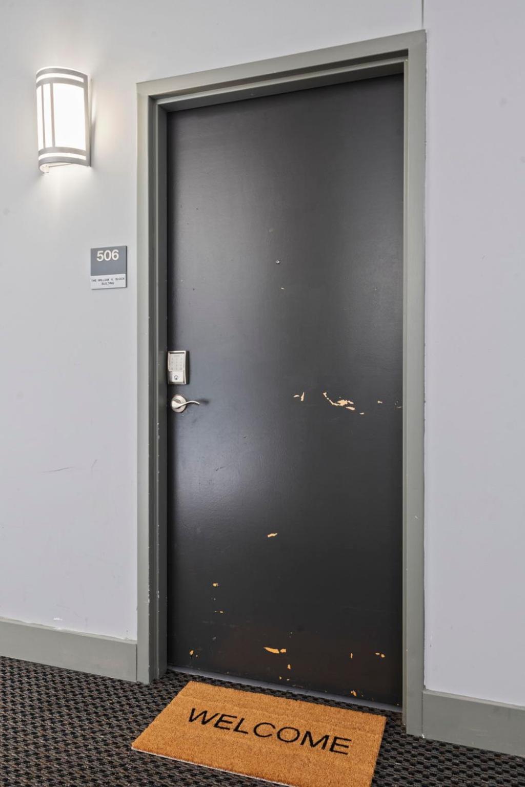 Indy Metro Stay - Sleeps 8 - Skywalk Access - Monument Circle إنديانابوليس المظهر الخارجي الصورة